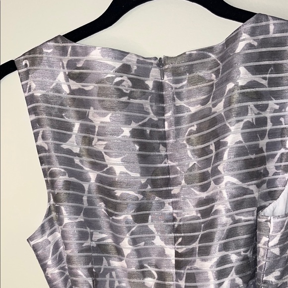 Anne Klein Elegant Silver Patterned Dress - Picture 6 of 6